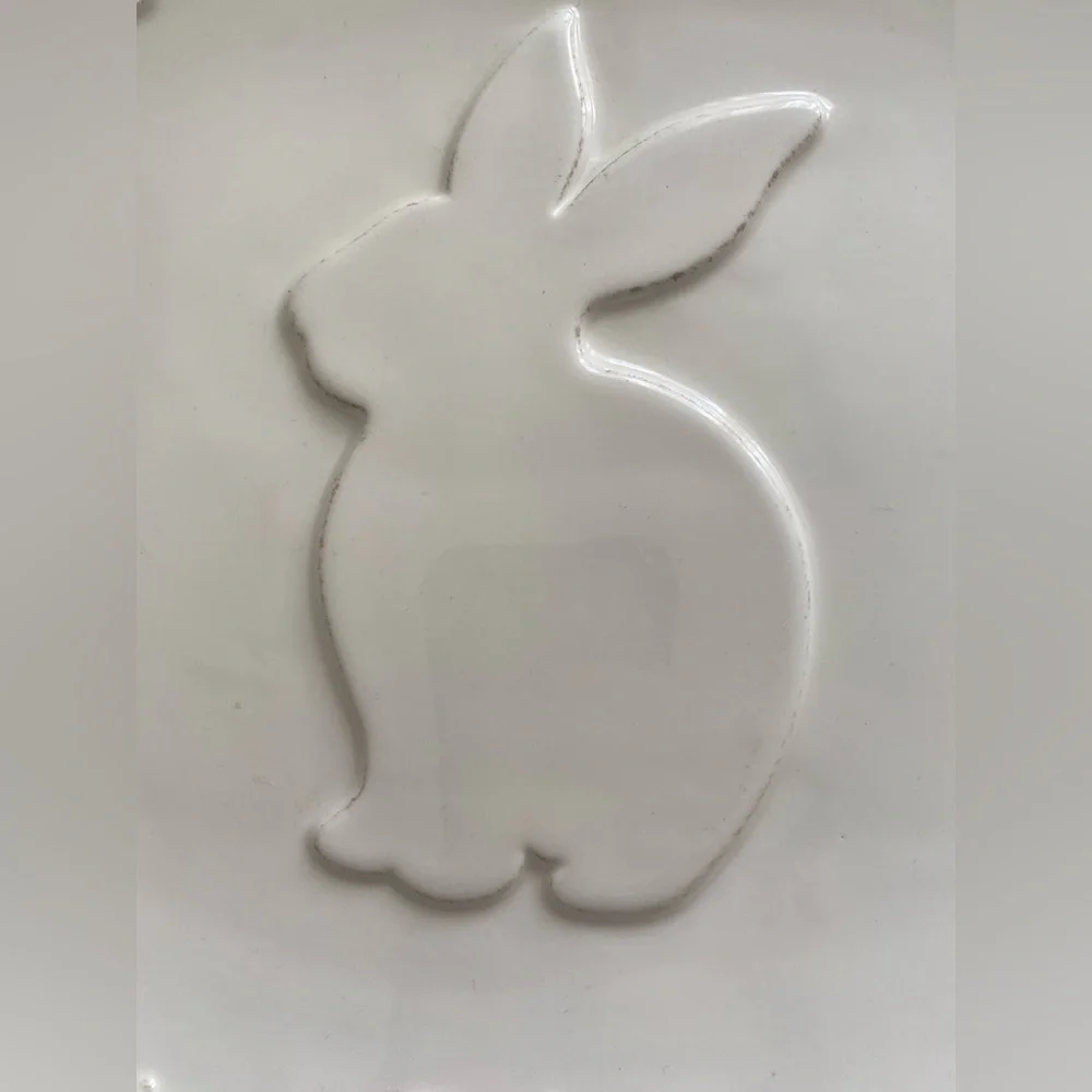 NWT Pier 1 imports THE BUNNY OVAL SERVING PLATTER 11”x15”  Porcelain easter
